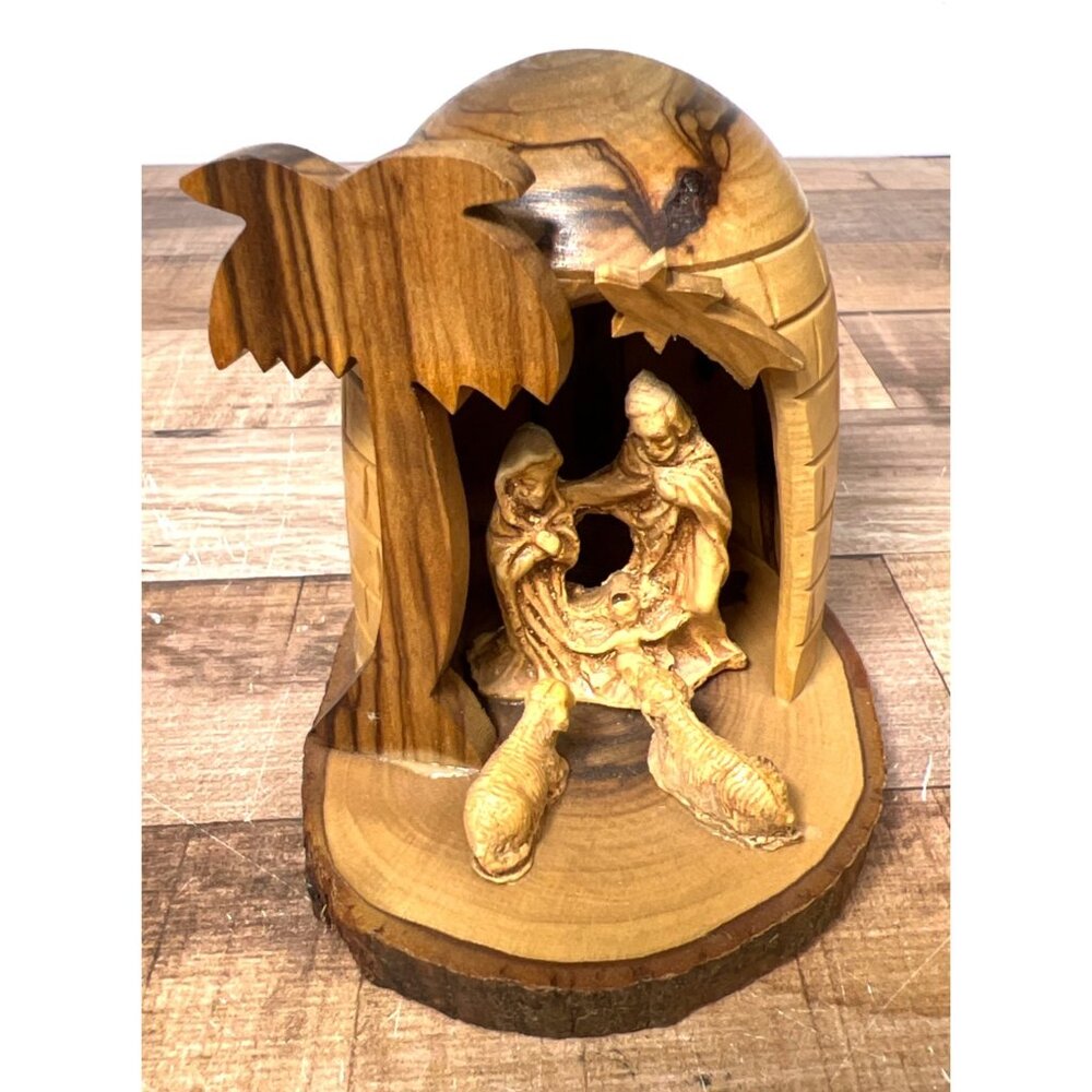 Handcrafted Olive Wood Nativity Scene With Stable & Palm Tree
